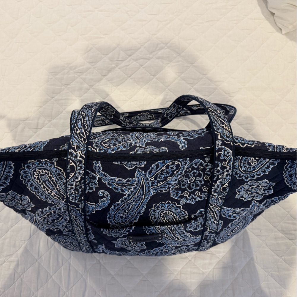 Vera Bradley Navy and Light Blue Paisley Tote - Picture 2 of 4